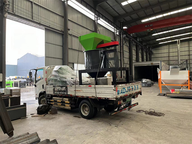 ЙC(j)ʽ1׷C(j)l(f)؛F(xin)(chng)